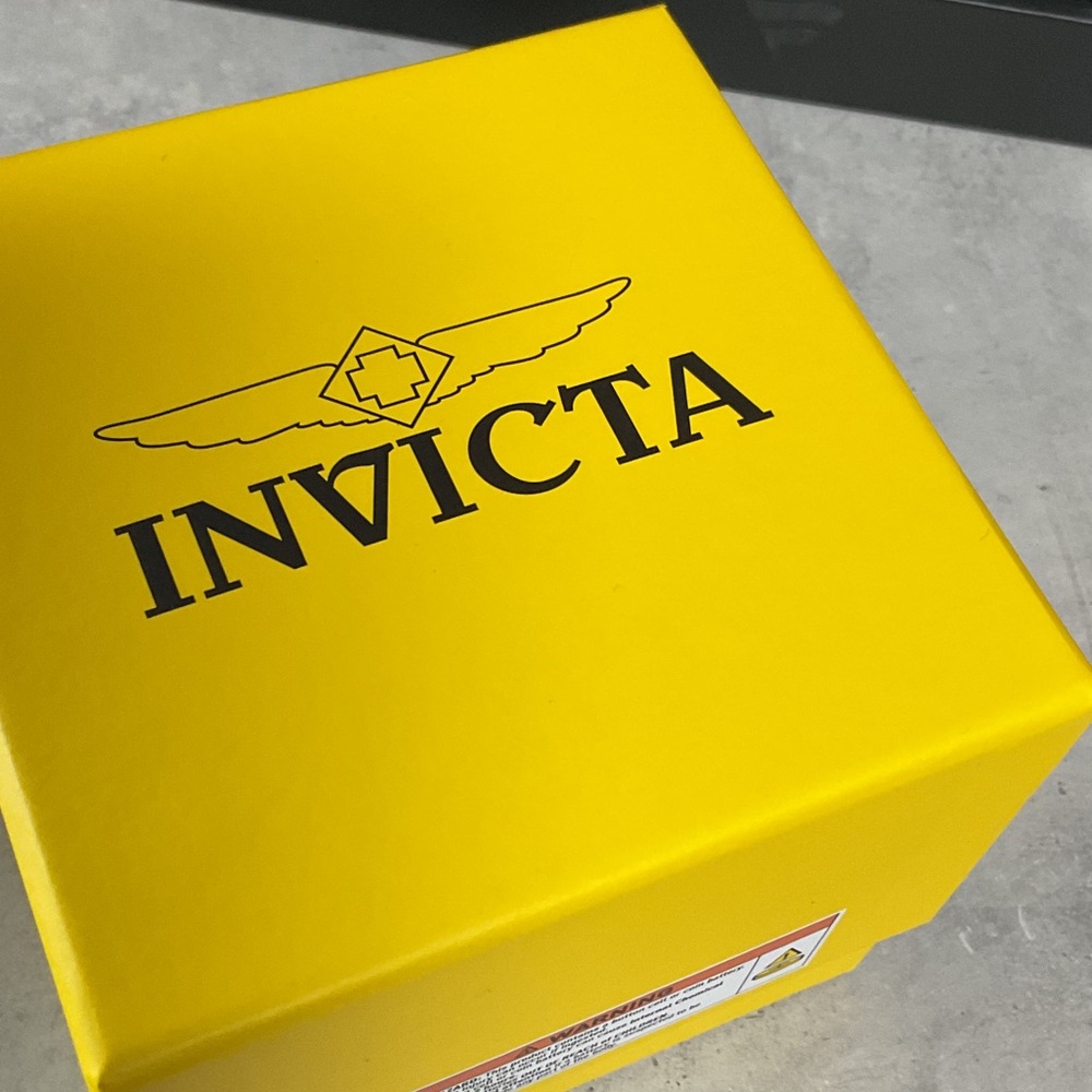 Invicta Yellow Watch Box - Picture 2 of 2